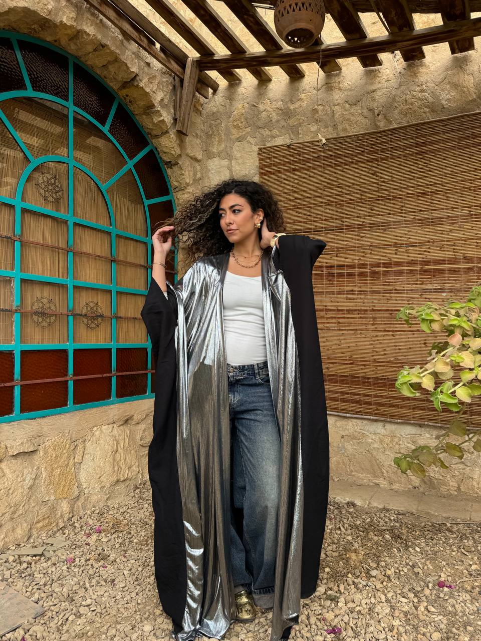 عباية معدنية