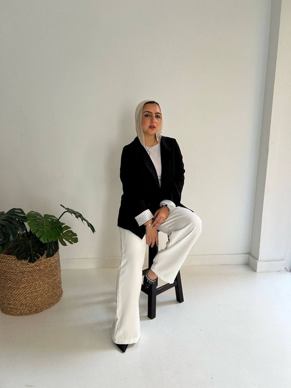 بليزر روزالين - أسود
