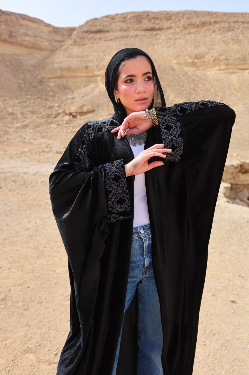 Layal Abaya