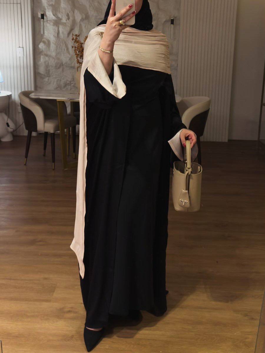 Riyah Abaya