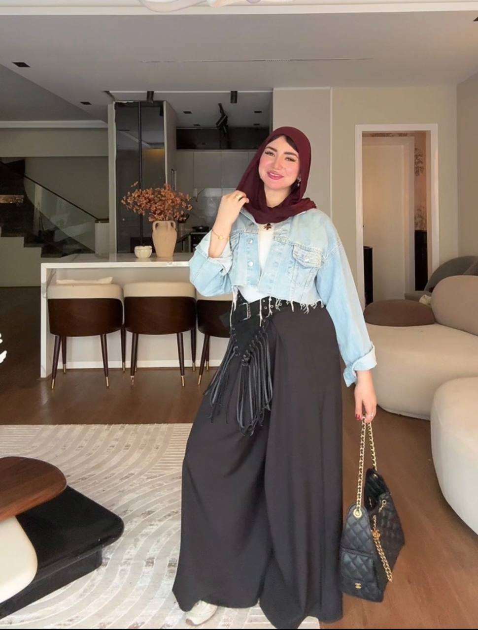بدلة مخططة