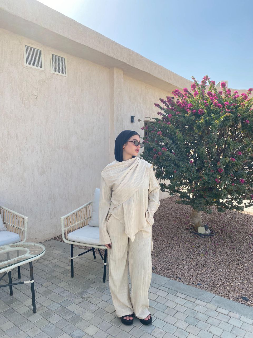 بدلة وشاح - بيج
